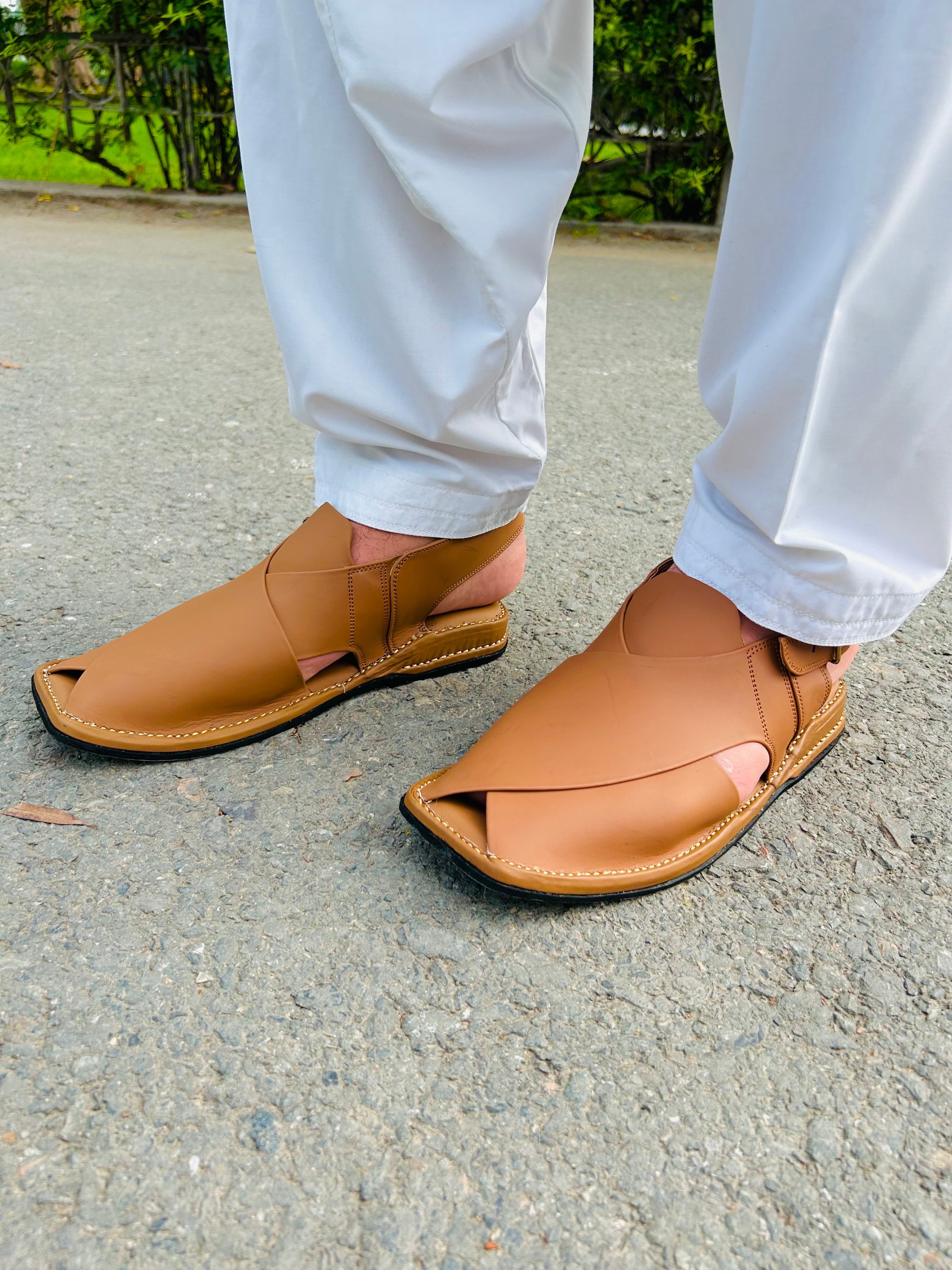 Xardari Handmade Peshawari Chappal – Power, Pride & Pure Craftsmanship